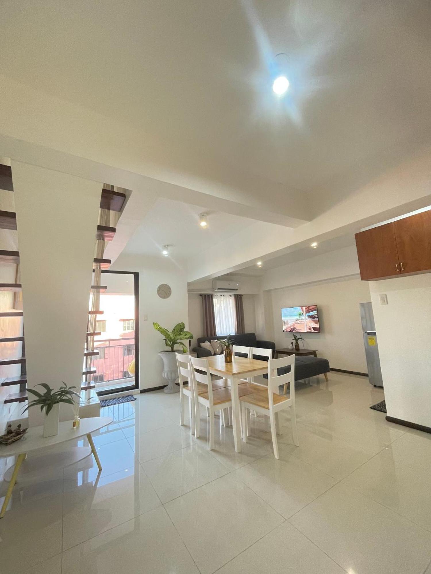 The Penthouse Suite Île de Mactan Extérieur photo
